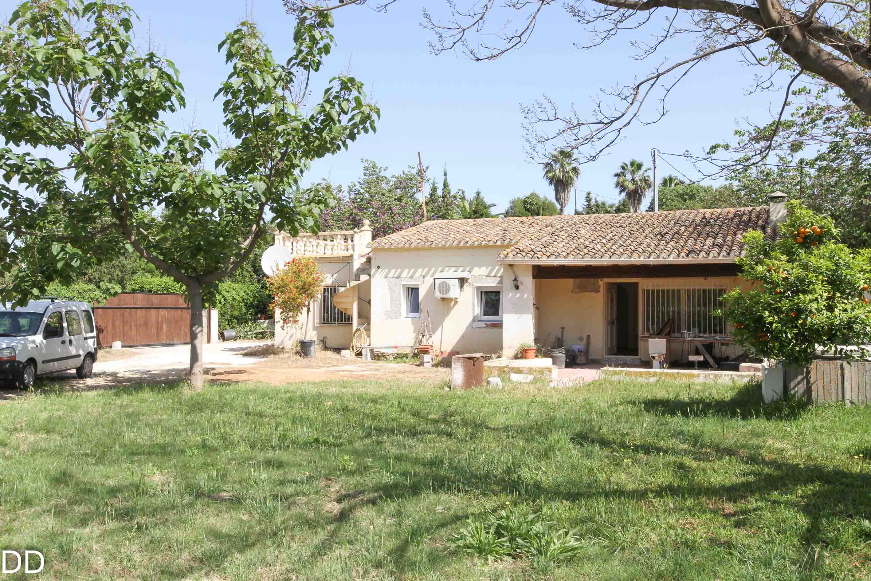 Rustic property for sale in La Xara